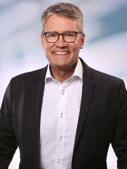 Dr. Oliver Heidinger