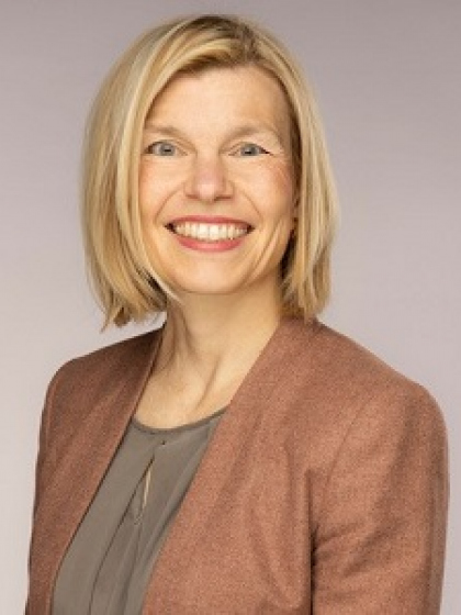 Prof. Anja Seng